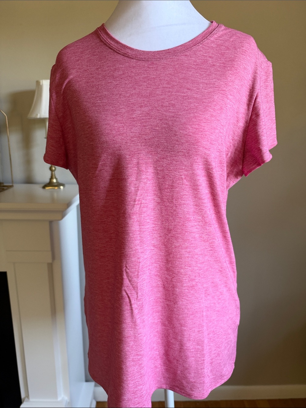 Patagonia Worn Wear Pink Tulip-Sleeve Tech Top | Women’s M